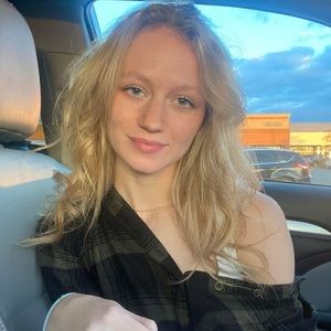 Meet your Posher, Allie